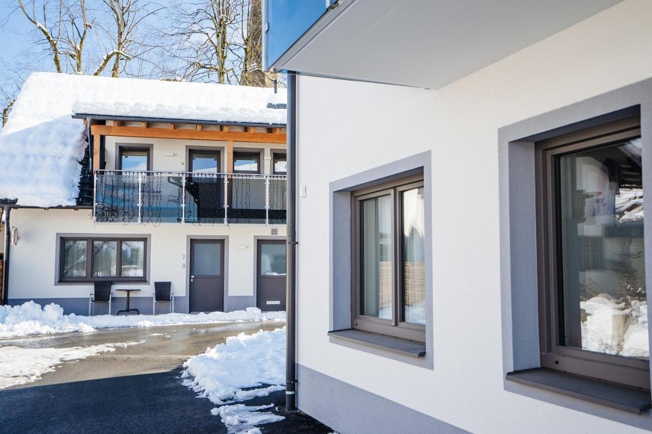 Apartmenthaus Strasswirt De Luxe Tröpolach Exteriör bild